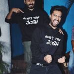 Vicky Kaushal Instagram - Mood, when I know he’s got my back. Mera director, mera bhai! @adityadharfilms #URITheSurgicalStrike #HowsTheJosh Thank You for all the Love! 🇮🇳❤️