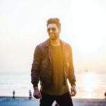 Vicky Kaushal Instagram - Rise and Shine! Just 3 days to go!!! #URITheSurgicalStrike 🇮🇳 PC: @photuwala_teja