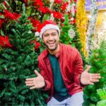Vicky Kaushal Instagram - Jingle all the way... Merry Christmas!!! 🎄🎄🎄 PC: @photuwala_teja Copyright: @bombaytimes