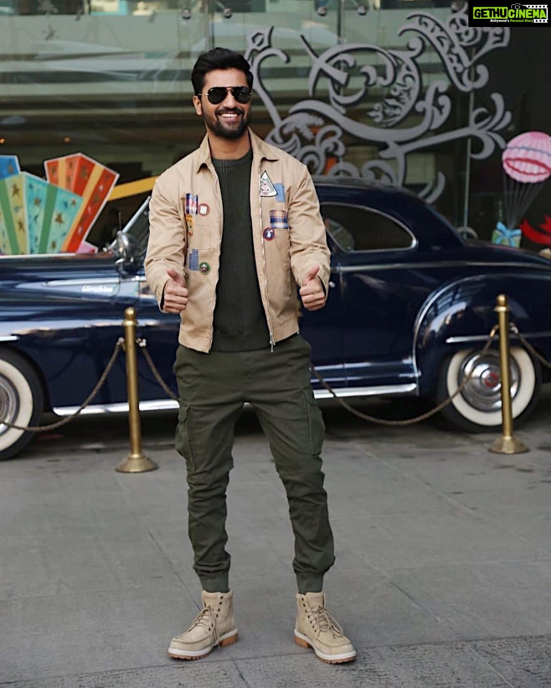 Vicky Kaushal Instagram - 📣 #UriTheSurgicalStrike 11thJan2019.