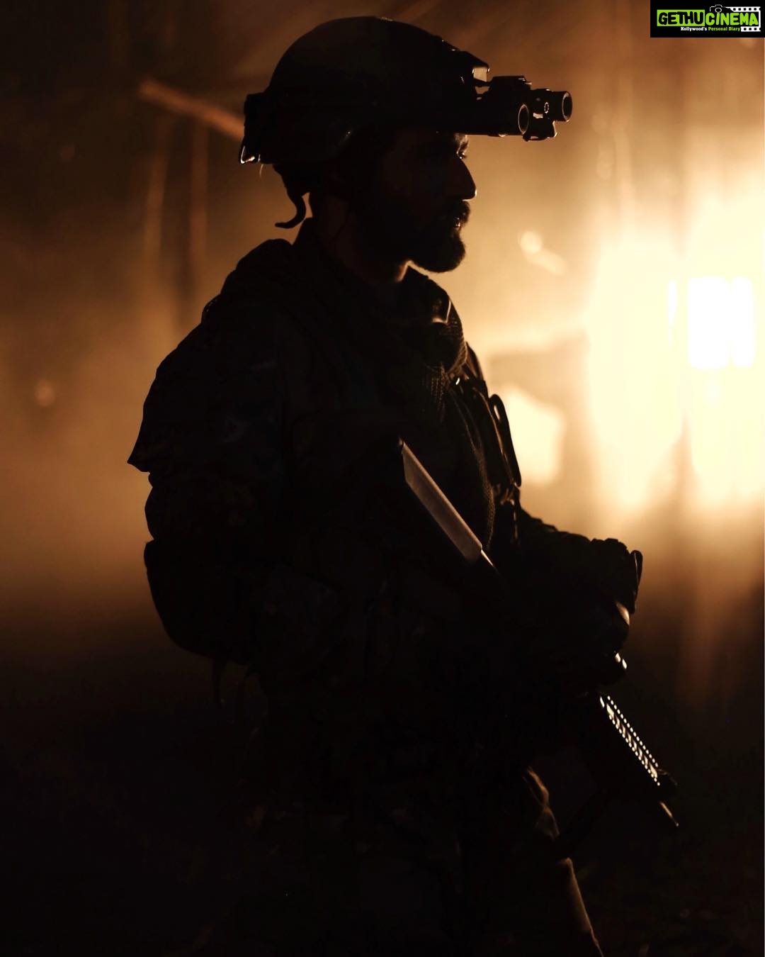 Vicky Kaushal Instagram - Trailer Out Tomorrow! #URI