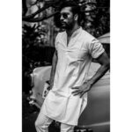 Vicky Kaushal Instagram - Urban tribe, देसी vibe.