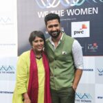 Vicky Kaushal Instagram - With this powerpuff lady, discussing ‘Alternative Masculinity’ at #WeTheWomen ..”thank you for taking up roles of a thinking woman’s man” will remain one of the best compliments of my career. Thank You @barkha.dutt 🤗 Bangalore, India