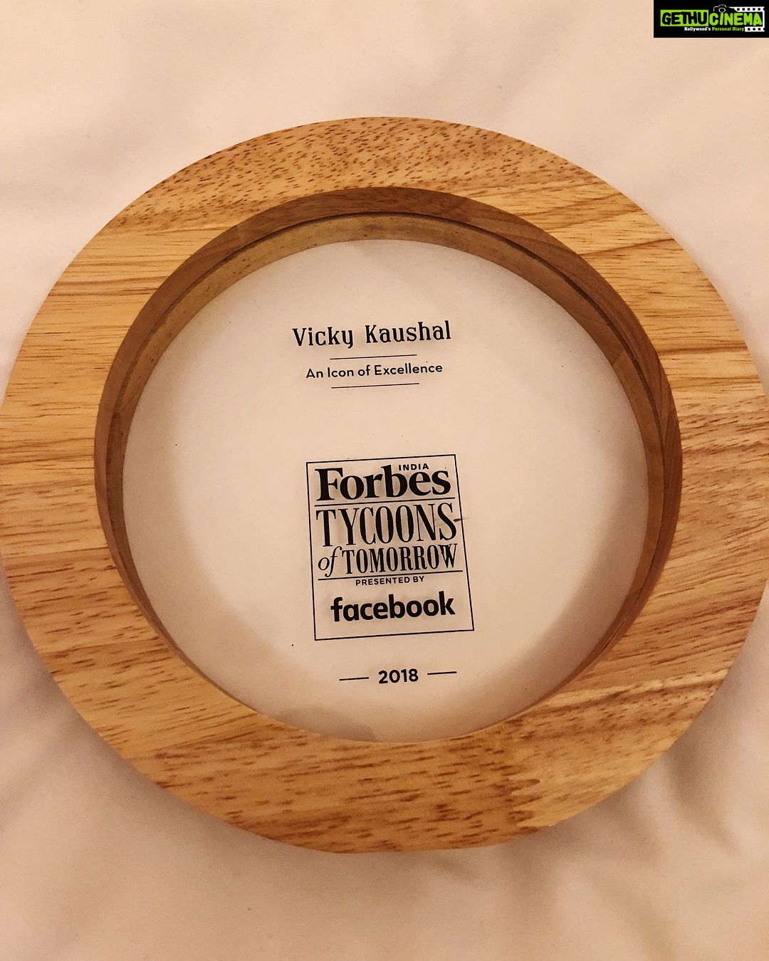 Vicky Kaushal Instagram - #IconOfExcellence 2018.. Thank You @forbesindia for this honour! 🤗✨🙏#TycoonsofTomorrow
