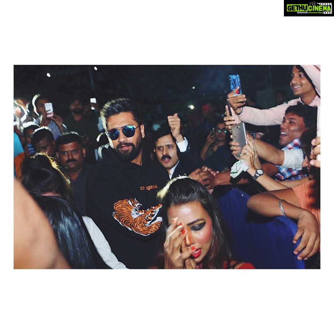 Vicky Kaushal Instagram - Nagpur❤️ Our hearts are filled with gratitude for the love you all showered upon us! Thank You 🤗🙏#Manmarziyaan #14thSept #ManmarziyaanAlbumTour ...where next?