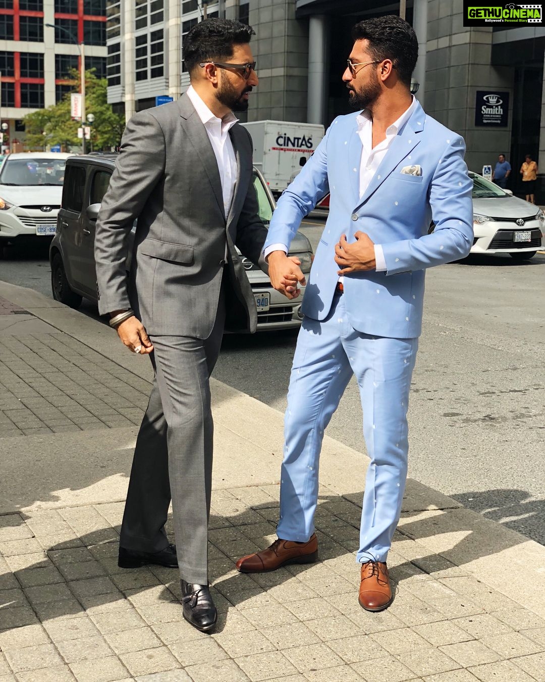 Vicky Kaushal Instagram - Pda? Yeah sure!