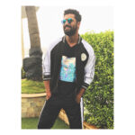 Vicky Kaushal Instagram - Neela Kukkad tey Laal Pari.. #Manmarziyaan #14thSept Styling & pc: @amandeepkaur87