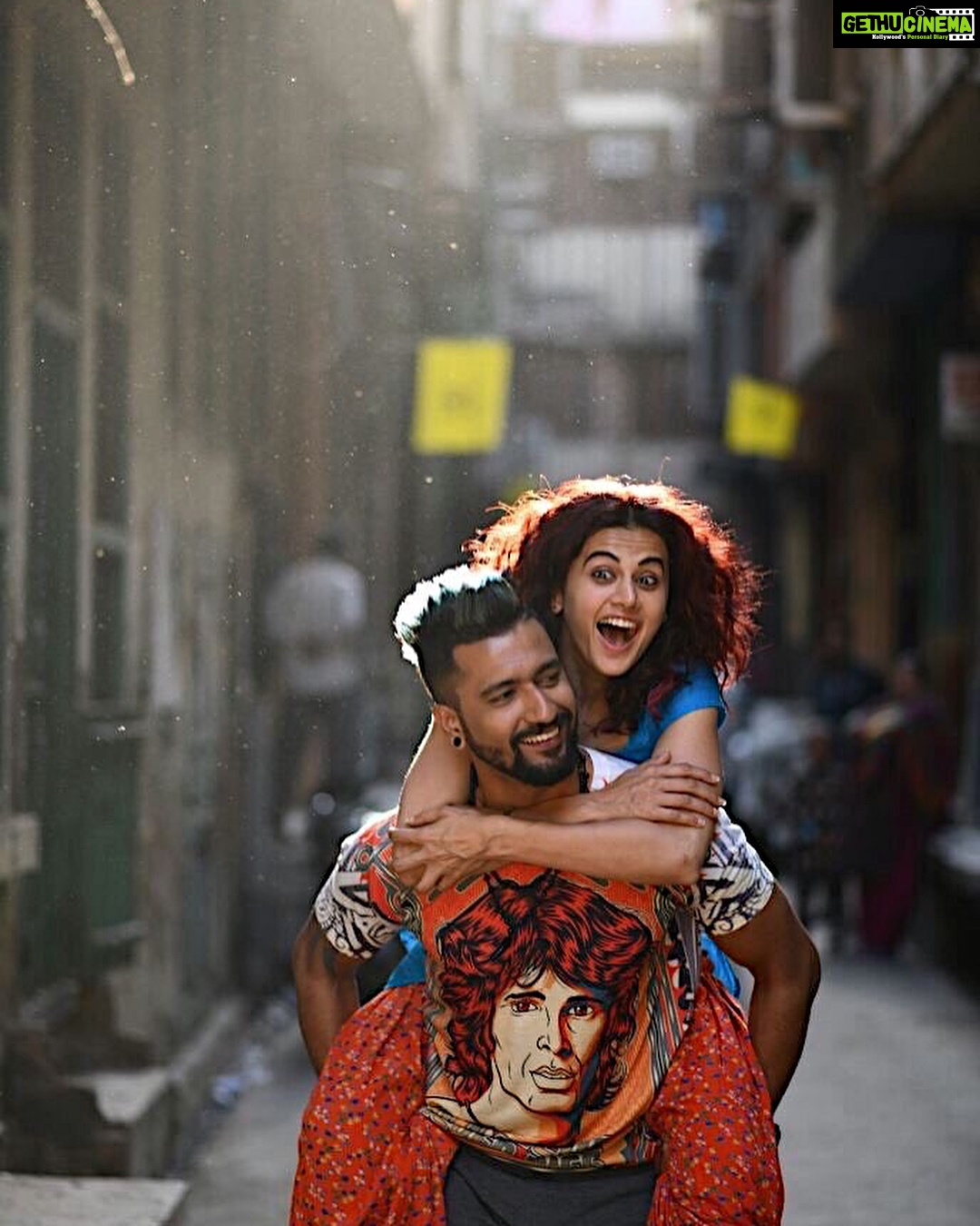 Vicky Kaushal Instagram - Everything is fair when 💕 is war! #Manmarziyaan releasing on 7th September. @bachchan @taapsee @anuragkashyap72 @ErosNow @aanandlrai @cypplOfficial