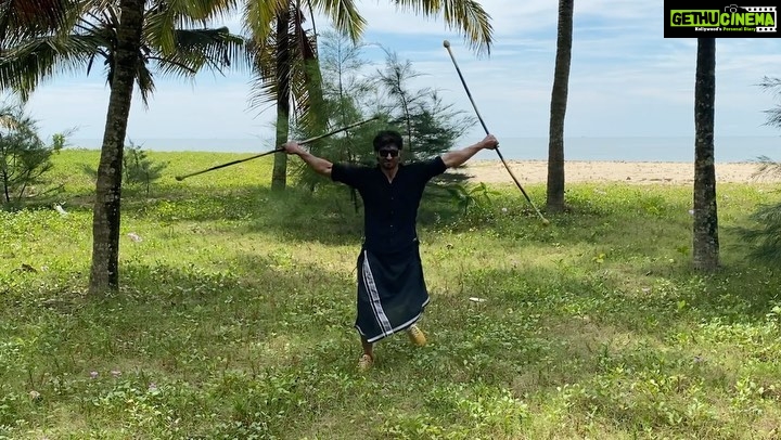 Vidyut Jammwal Instagram - I will Forever remain humble because I KNOW I could have less… I will always be GRATEFUL because I know I have had less.. Anonymous #kalaripayattu #martialarts