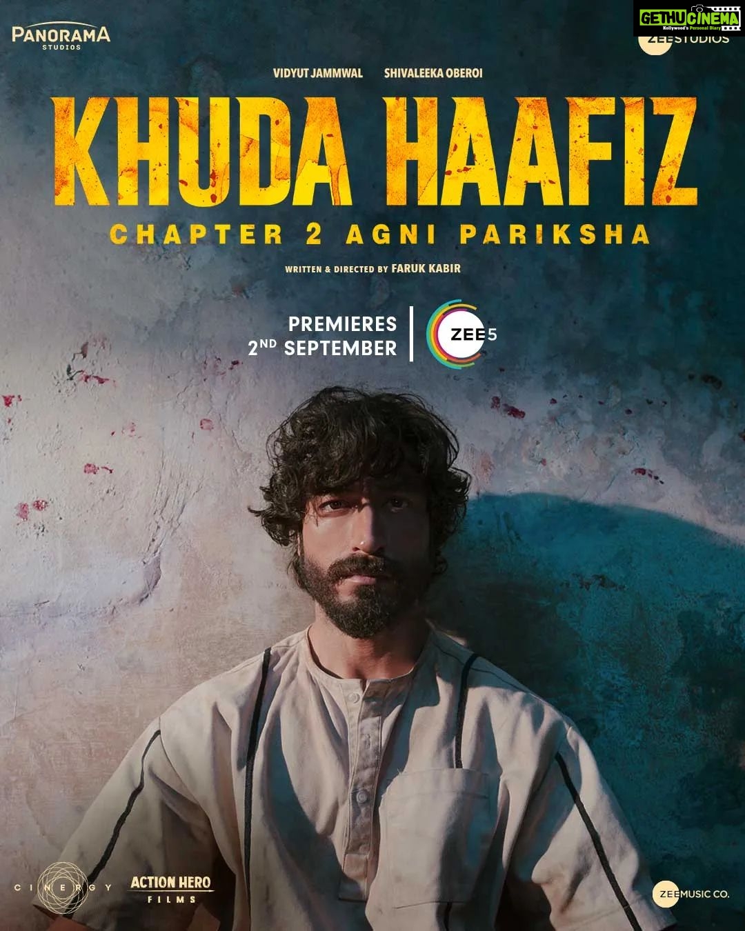 Vidyut Jammwal Instagram - Witness what a father's love can do for a child. Watch Khuda Haafiz: Chapter 2 - Agni Pariksha from 2nd September, only on @ZEE5. #KhudaHaafiz2OnZEE5 @shivaleekaoberoi @farukkabir9 @kumarmangatpathak @abhishekpathakk #SnehaBimalParekh @ram_cinergy #Cinergy @zeestudiosofficial @panorama_studios @sanju_r_joshi #AdityaChowksey @hasnain_husaini #SantoshShah @zeemusiccompany @mithoon11 @vishalmishraofficial @zeecinema @zee5 @actionherofilms @riddhisharmaofficial @sheeba.chadha @dibyenduofficial @rajeshtailang @ZEE5Global