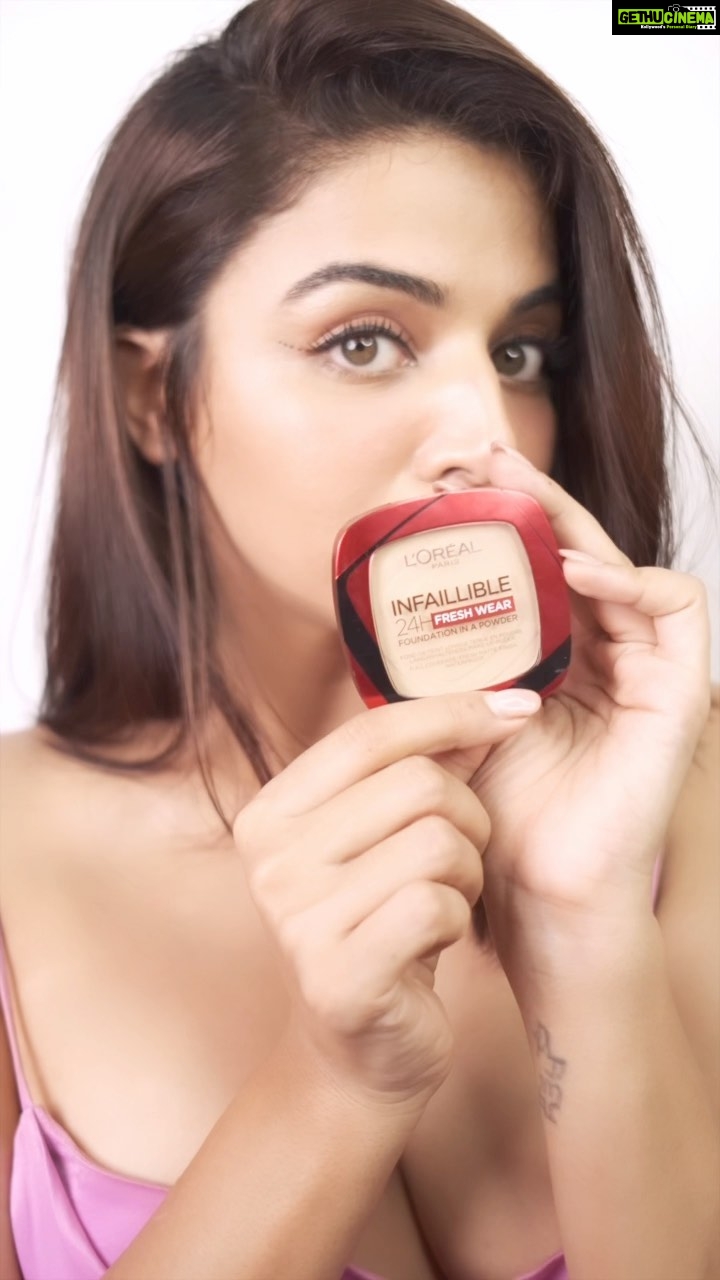 Wamiqa Gabbi Instagram - Bonjour Parisš„š· I created this gorgeous look for Paris Fashion Week, but without a foundation!! Iām in love with this look that I created using my favorite LāOreal Paris Skin and Makeup products, especially with the newly launched Glycolic Bright Serum & the Infallible Foundation in Powder that is now finally in India! And I must say, all that hype was definitely worth it! Get your hands on these products now at up to 50% off on @mynykaa @lorealparis #Collab #LOrealPFW