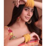 Warina Hussain Instagram - Bangles & Payal’s 🧈 all set !