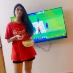 Warina Hussain Instagram - popcorn ready hai 🍿❤️ #indiavspakistan