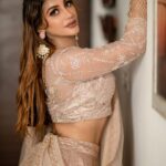 Yaashika Aanand Instagram - 💄 - @pavihairandmakeup 👗 - @thorkal_couture_official 📸- @camerasenthil Hairstyle - @ranjitha_hairstylist Shoot organised by @rrajeshananda Jewellery @rahman_jewellery