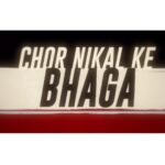 Yami Gautam Instagram - Expect a red alert! 🚨 #ChorNikalKeBhaga coming soon only on Netflix! #HarDinFilmyOnNetflix