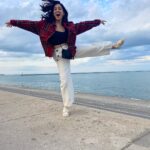 Yami Gautam Instagram – 🍁💫
#ChicagoDiaries #filterfree