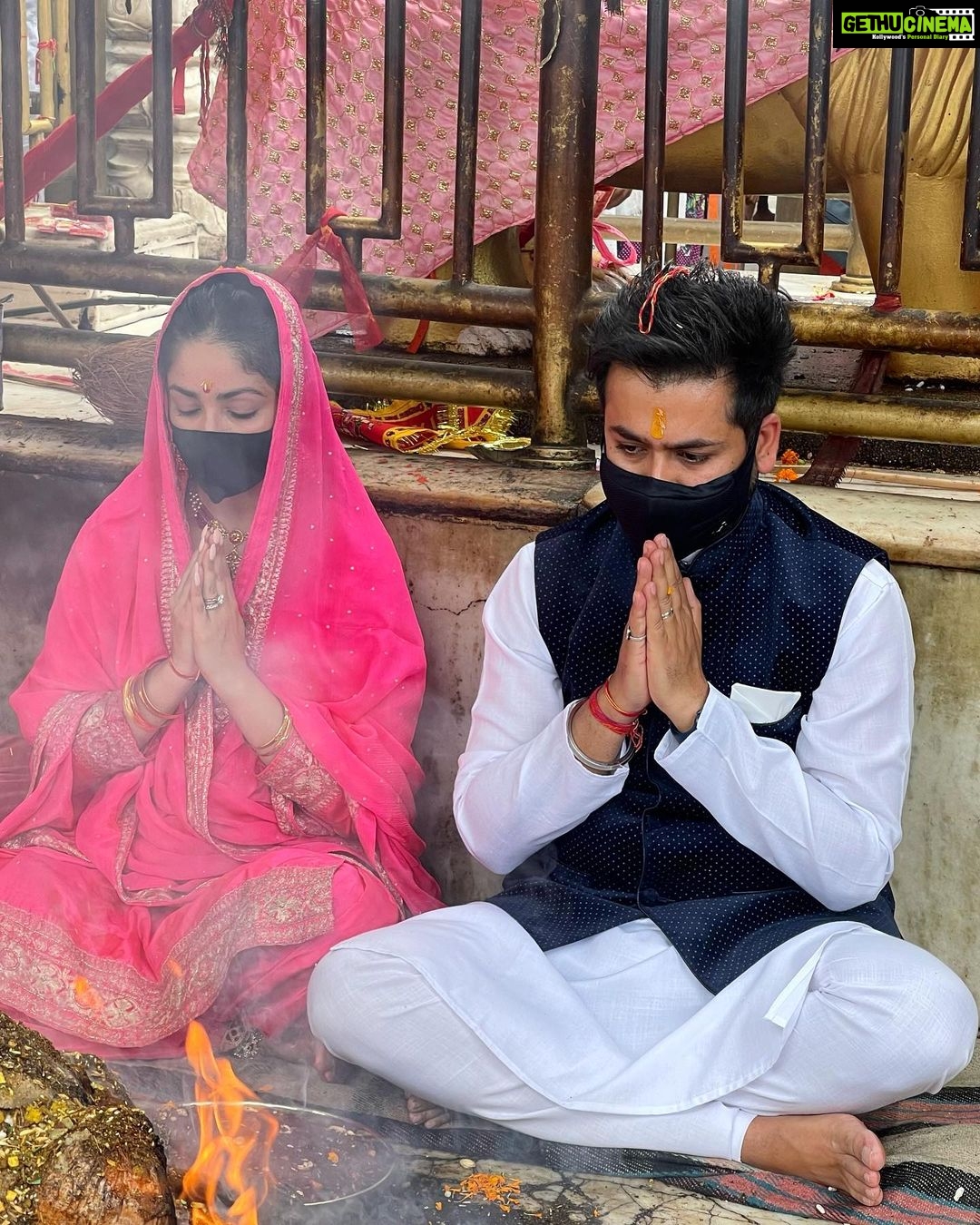 Yami Gautam Instagram - Took blessings at the divine Naina Devi/ नैना देवी mandir in my Dev-bhoomi, Himachal 🙏🏻😇