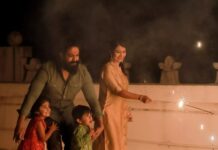 Yash Instagram - Moments that matter the most.. Happy Deepavali from ours to yours 🪔 ದೀಪಾವಳಿ ಹಬ್ಬದ ಶುಭಾಶಯಗಳು 🪔