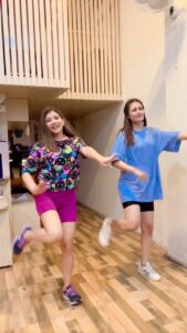Yuvika Chaudhary Instagram - Rate our dance 😝
@yuvikachaudhary 
#vkcouple04