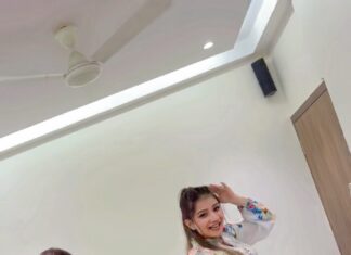 Yuvika Chaudhary Instagram - Pro Dancers in The House 😂🤣 @yuvikachaudhary Mumbai, Maharashtra