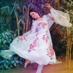 Yuvika Chaudhary Instagram - ❤❤ @yuvikachaudhary 🙈 #yuvikachaudhary #yuvikachoudhary #yuvika #privika #princenarula #roadies #bigboss #splitsvilla #nachbaliye #loveschool