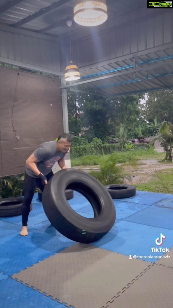 Aaron Aziz Instagram - Memang pun I don’t give a damn what you think I’m doin this for me. Thank you brother @saifulmerican @mericanmuaythai thank you @dietmonsta for the diet Let’s bring in the storm!!! #aaronaziz #fightformyself