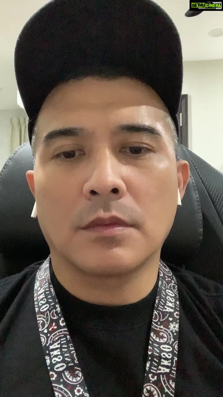 Aaron Aziz Instagram - Siapa yg boleh hantar Gambar korang dgn #AksoGT #AksoAAseries & #AksoHavana dan hantar ke DM @OfficialAksoMalaysia kita bagi satu #AksoIGO 8000 puff RM37 rechargeable secara PERCUMA!!! Postage pun free!!!