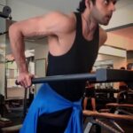 Abhimanyu Dasani Instagram - Meet me at the bar #saturday #weekend