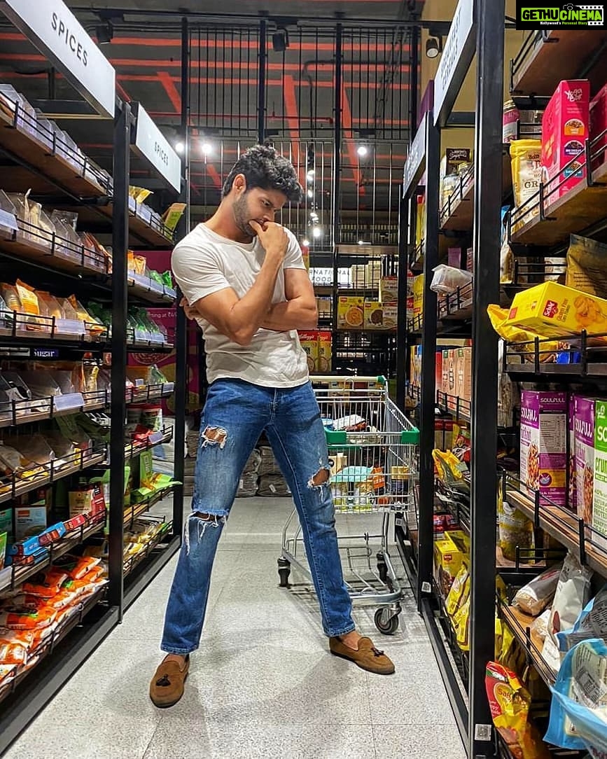Abhimanyu Dasani - 14.6K Likes - Most Liked Instagram Photos