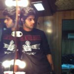 Abhimanyu Dasani Instagram - 📸 by @ayushmannk 7 years ago! When AD was an Ad 🙆🏼‍♂️ #throwback #assistantdirector #patience #hardwork Mumbai, Maharashtra