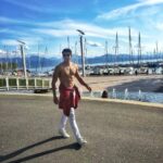 Abhimanyu Dasani Instagram - Walk it like I talk it 🚶🏼‍♂️ dard Nahi hota Thand bhi Nahi lagti 😉 📸 @niveditahiggins Luzern, Switzerland