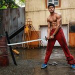 Abhimanyu Dasani Instagram - Paani is mightier than the sword (Suryas Logic) #mondaymotivation #mardkodardnahihota Bandra Mumbai India