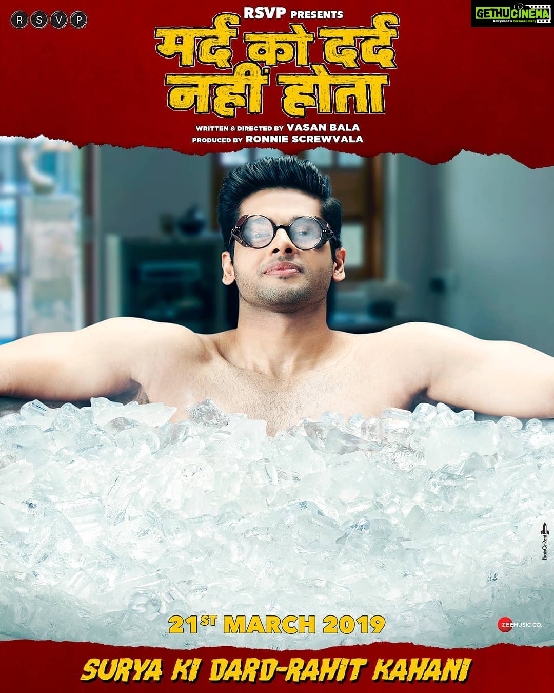 Abhimanyu Dasani Instagram - Have an Ice Day! #mood : Just Chilling #MardKoDardNahiHota @radhikamadan @vasanbala @jimit_trivedi @gulshandevaiah78 @maheshmanjrekar #RonnieScrewvala @zeemusiccompany @rsvpmovies