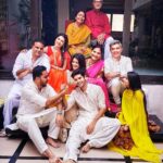 Abhimanyu Dasani Instagram - As far as anyone else knows, we're a nice, normal #family 😝 #diwali Juhu, Maharashtra, India
