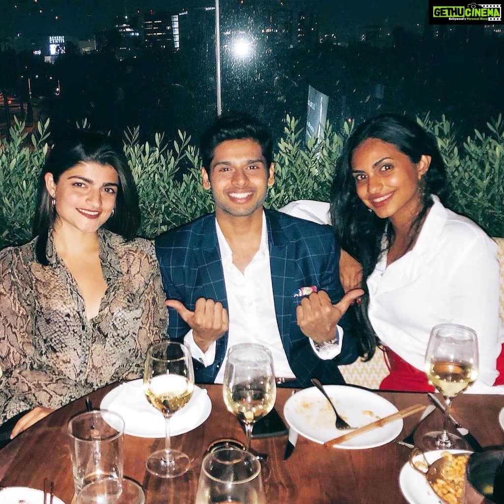 Abhimanyu Dasani Instagram - Yeh Tara Woh Tara. Catch LA
