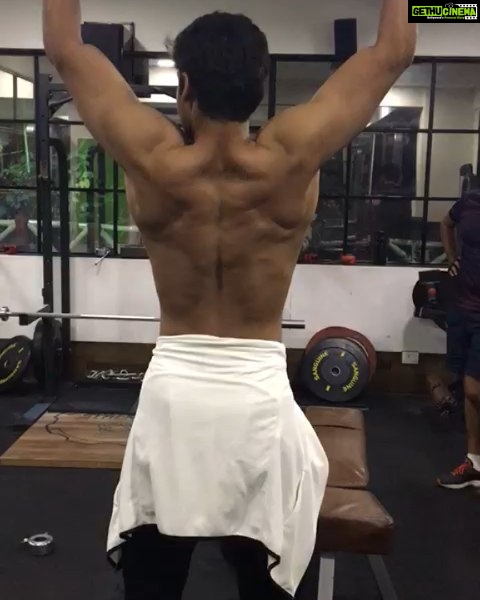 Abhimanyu Dasani Instagram - #mardkodardnahihota #mkdnh United Strength