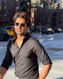 Abijeet Duddala Instagram - No BS. Just BTS. #bts #nyc #newyork #street #portraits #photography Manhattan, New York
