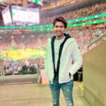 Abijeet Duddala Instagram – This is one sport I’ve never learnt to play, always watched from the sidelines. It’s good fun to be back at TD Garden for a Celtics game. The atmosphere is electric! 

#nba #boston #celtics #ball