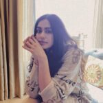 Adah Sharma Instagram - Love is…… ? Doing these romantic movies got me thinking hmmm yeh pyaar kya Hota hai? I have a one pager answer ok not one page 6 sentences ok maybe 3 .. for now it’s the print on my sweater top 🤓🥹I’d like to know your idea of Laooo… do share 🤓🤓🤓 P.S. I like that grainy filter so I put it on a few pics was lazy to put on all but look at them imagining the grainy filter glazed over them 😎🙃😅 #100YearsOfAdahSharma #adahsharma #love Leh Ladakh