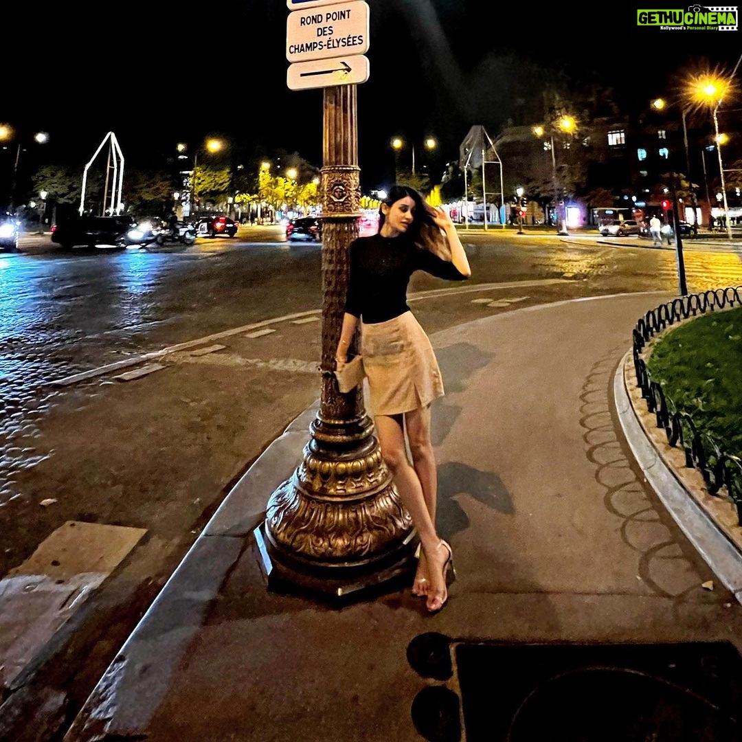 Aditi Arya Instagram - I tried video calling @sushrii here as she had mentioned her love for Champs-Élysées 2 years ago. We couldn’t get through the call but I dedicate this to some future where we’d cross the street together (and have the same photographer shoot it 🥸💃)