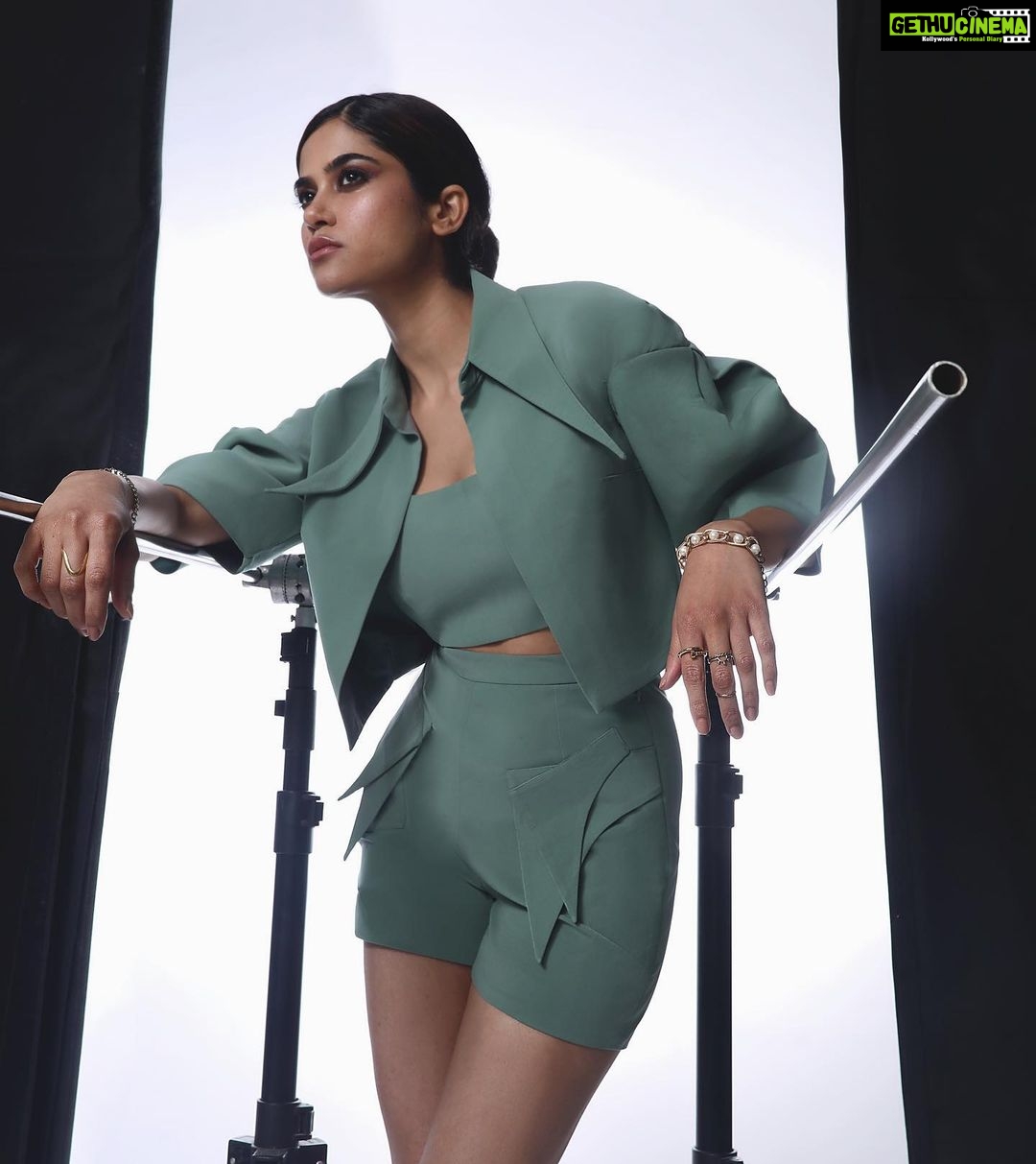 Aditi Sudhir Pohankar Instagram - If tommrrow brings a new hope, I hope it brings you. . . . . 📸 @victoriakrundysheva Styling @victoriakrundysheva Outfit by @rsr_ritirahulshah Hair @daksh_hairguru Make up @makeupbyanighajain . . . . , . #aaditipohankar #she #green #outfitoftheday #ootd #happy #fashion #fashionstyle #fashionnova #fashionista #fashionblogger #pictures #picoftheday #photo #photooftheday #photoshoot #photographer #fashionphotography #instagood #instagram #instafashion #instadaily #instalove #highfashion