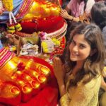 Aditi Sudhir Pohankar Instagram – Ganpati Bappa Morya! Pudhchya varshi lauvkar ya! 
🐘. 
.
.
.
.
.
#aaditipohankar #she #instaganapati🙏 #instagood #instagram #instalove #lalbaughcharaja #ganapati