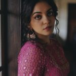 Ahana Kumar Instagram – staring into your soul from a far away time 

Shot by @nimishravi 

Love this look @brahma_hairandmakeup 

Wearing @santinni.in 

💕