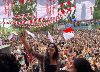 Aishwarya Lekshmi Instagram - What an energy!!!!! #Devagiri Im aHHHHMazeddd!!!!!! Thankyou for the love and support to #KUMARI ! See you in theatres ❤️‍🔥
