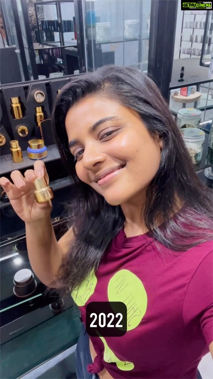 Aishwarya Rajesh Instagram - Some things in life are constant. 3 years and going strong! #lightroutinegentle from @chosen_by_dermatology . . . #skincare #skincareroutine #skincareproducts #chosen #chosenstore #chosenbydermatology