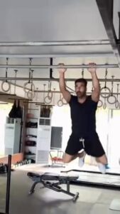 Akshay Kumar Instagram - My best mornings are those that start like this. Yours? #WednesdayMotivation