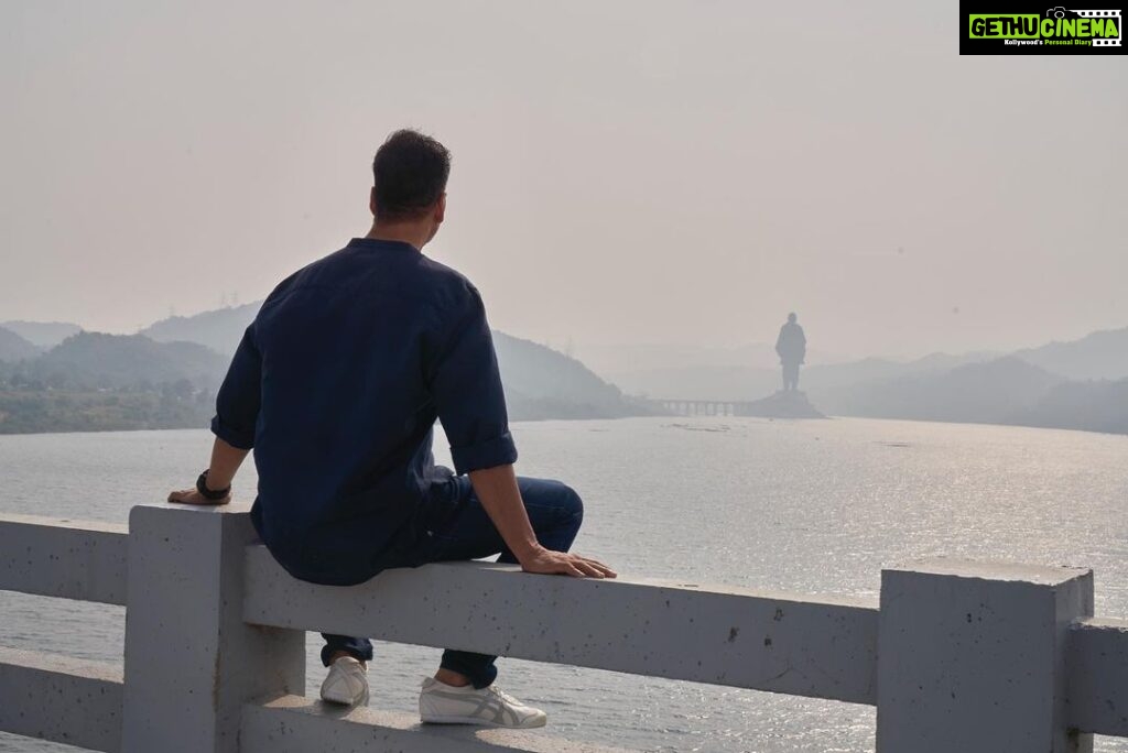 Akshay Kumar Instagram - I am in Ekta Nagar, home to ‘Statue of Unity’ the world’s tallest statue. So much to do here in the lap of nature. Have you been here?