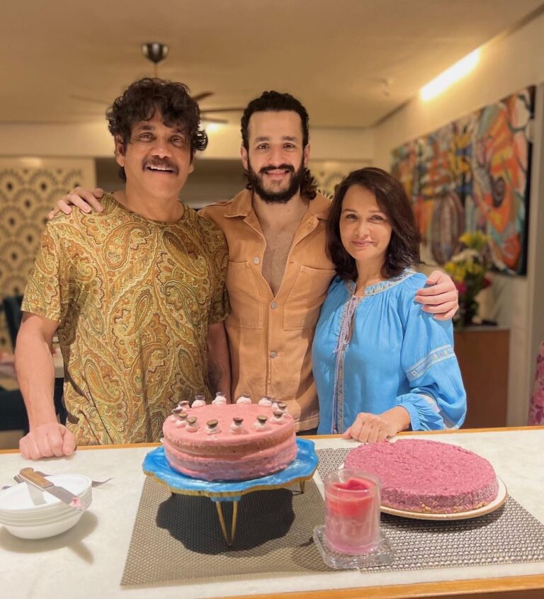 Amala Akkineni Instagram - A special day ends with a special moment - Happy birthday to my darling husband🥰🙏🏼. Thank you everyone for your good wishes and blessings on our special day. @akkineniakhil