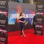 Amber Doig Thorne Instagram - What’s your fave thing about going to the Cinema?😍 I love the popcorn, atmosphere & trailers 🙈 I had the most wonderful time at The Power of The Dog Gala Screening (a truly beautiful Western starring Benedict Cumberbatch & Kirsten Dunst) at the @BritishFilmInstitute London Film Festival this week 💫 Swipe right for some footage of Benedict and Kirsten on the red carpet, and behind the scenes of what it’s like on the red carpet of a film premiere ⭐️🙌🏻😁 Every year I try to attend Screenings for as many different films at #LFF as possible, there’s so many exciting titles, with incredible casts, foreign films, indie films - you name it, they’re showing it 🤩 Screening tickets are available on the BFI website (tickets are only £10 per film) - you can see the films before their cinematic release & usually the cast will be present at the screening & do a little introduction for the film, which is always exciting 🥰 Really excited to see more fabulous films at the BFI London Film Festival over the next 4 days - hopefully see some of you there! 🥰 #filmfestival #filmpremiere #powerofthedog #benedictcumberbatch #kirstendunst #bfi #thepowerofthedog #britishfilminstitute #londonfilmfestival Royal Festival Hall