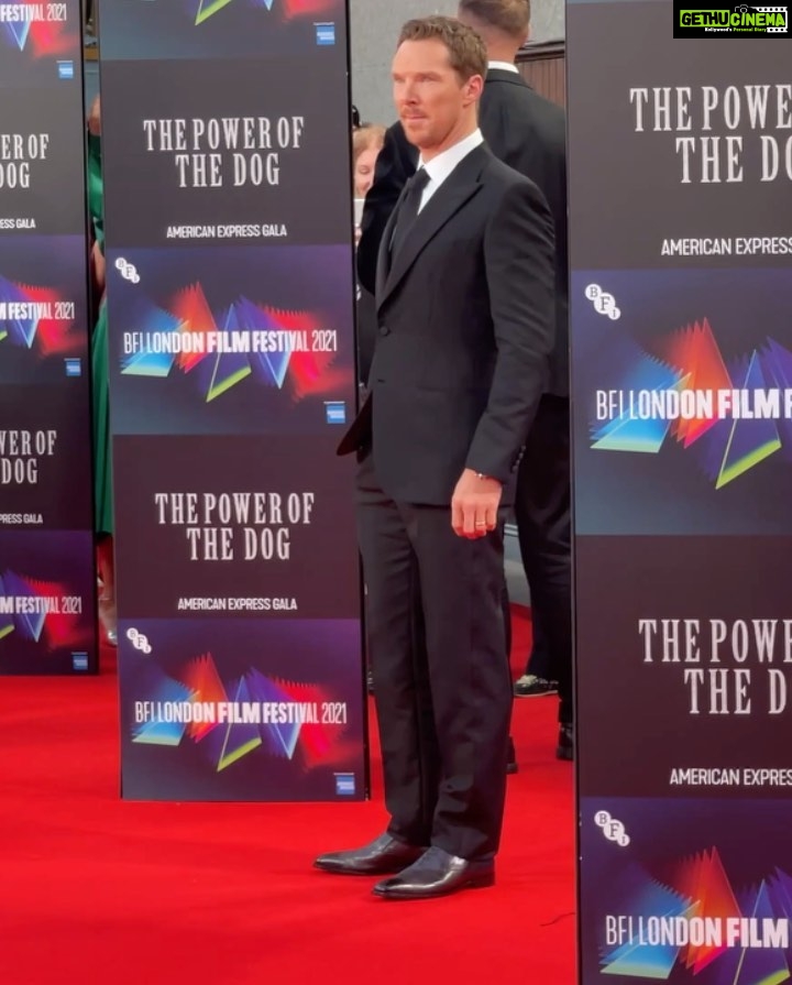 Amber Doig Thorne Instagram - What’s your fave thing about going to the Cinema?😍 I love the popcorn, atmosphere & trailers 🙈 I had the most wonderful time at The Power of The Dog Gala Screening (a truly beautiful Western starring Benedict Cumberbatch & Kirsten Dunst) at the @BritishFilmInstitute London Film Festival this week 💫 Swipe right for some footage of Benedict and Kirsten on the red carpet, and behind the scenes of what it’s like on the red carpet of a film premiere ⭐️🙌🏻😁 Every year I try to attend Screenings for as many different films at #LFF as possible, there’s so many exciting titles, with incredible casts, foreign films, indie films - you name it, they’re showing it 🤩 Screening tickets are available on the BFI website (tickets are only £10 per film) - you can see the films before their cinematic release & usually the cast will be present at the screening & do a little introduction for the film, which is always exciting 🥰 Really excited to see more fabulous films at the BFI London Film Festival over the next 4 days - hopefully see some of you there! 🥰 #filmfestival #filmpremiere #powerofthedog #benedictcumberbatch #kirstendunst #bfi #thepowerofthedog #britishfilminstitute #londonfilmfestival Royal Festival Hall